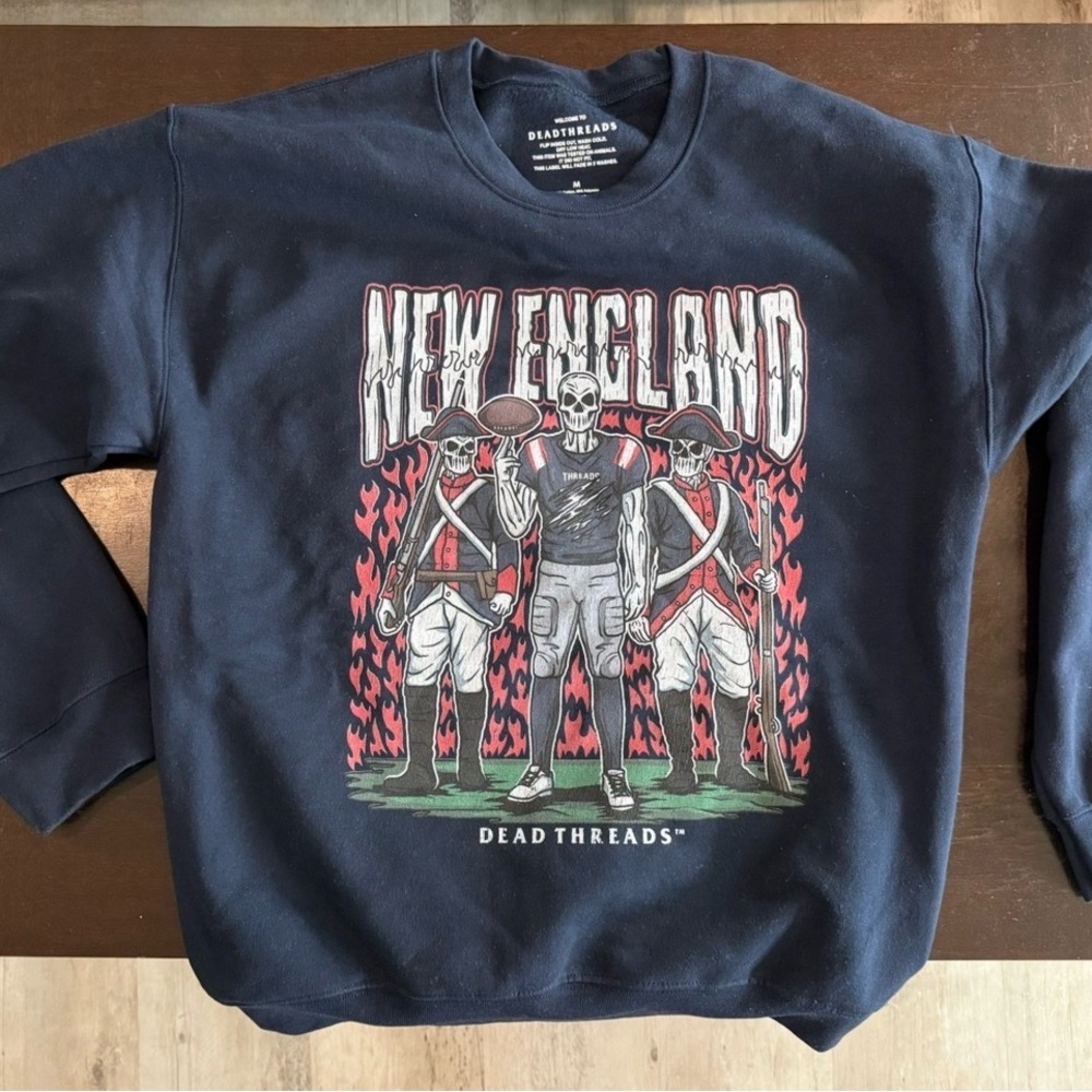 DEADTHREADS New England Patriots Crew Sweatshirt - Navy - Medium